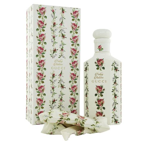 fading autumn scented water Gucci